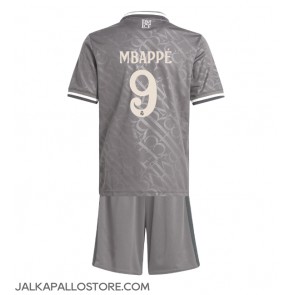 Real Madrid Kylian Mbappe #9 Kolmaspaita Lapsille 2024-25 Lyhythihainen (+ shortsit)